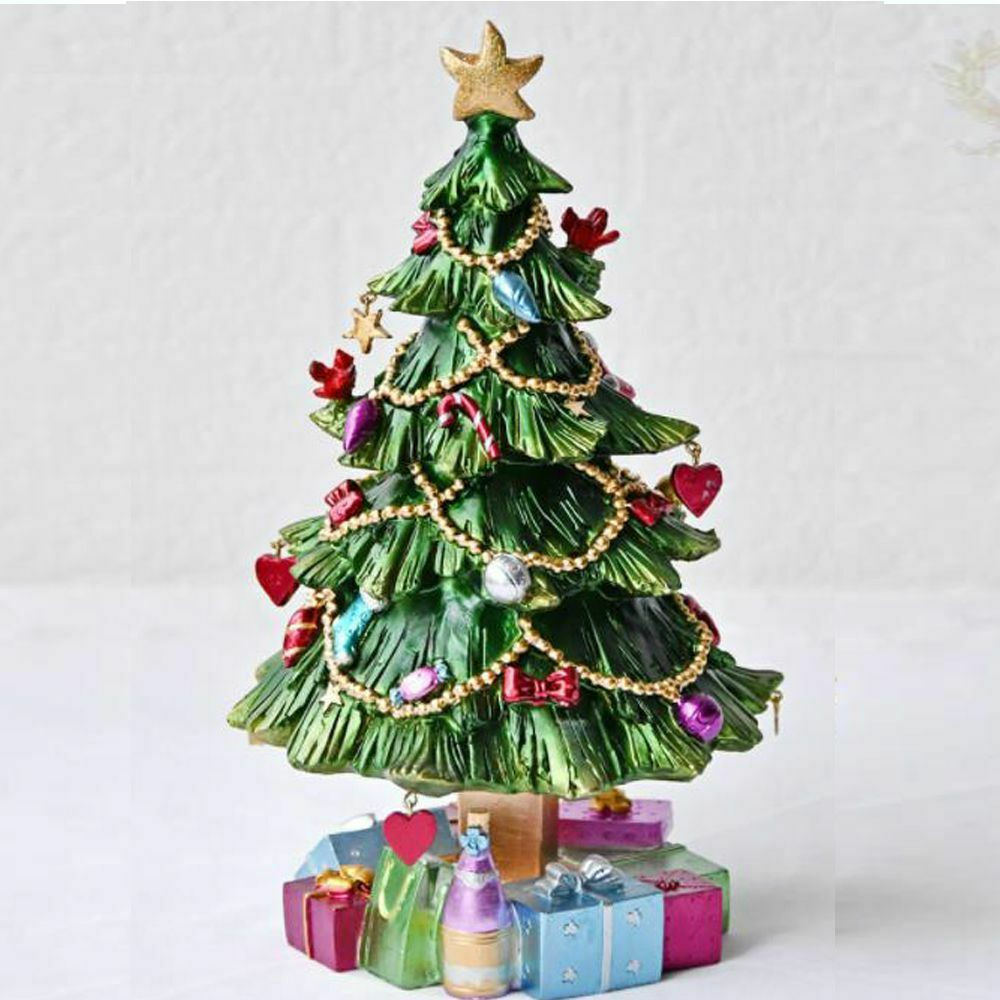 Декорација елка