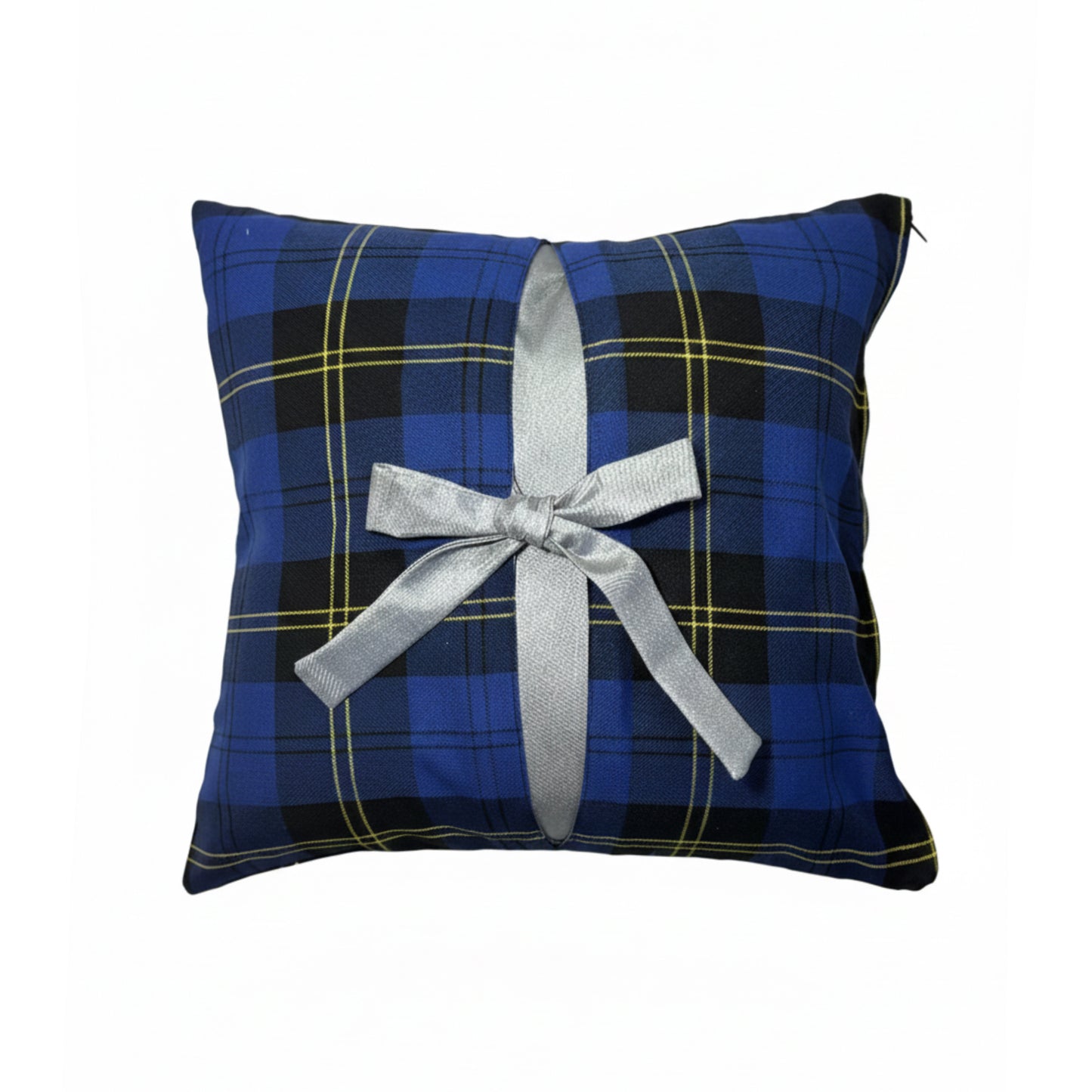 Декоративна перница со новогодишен мотив